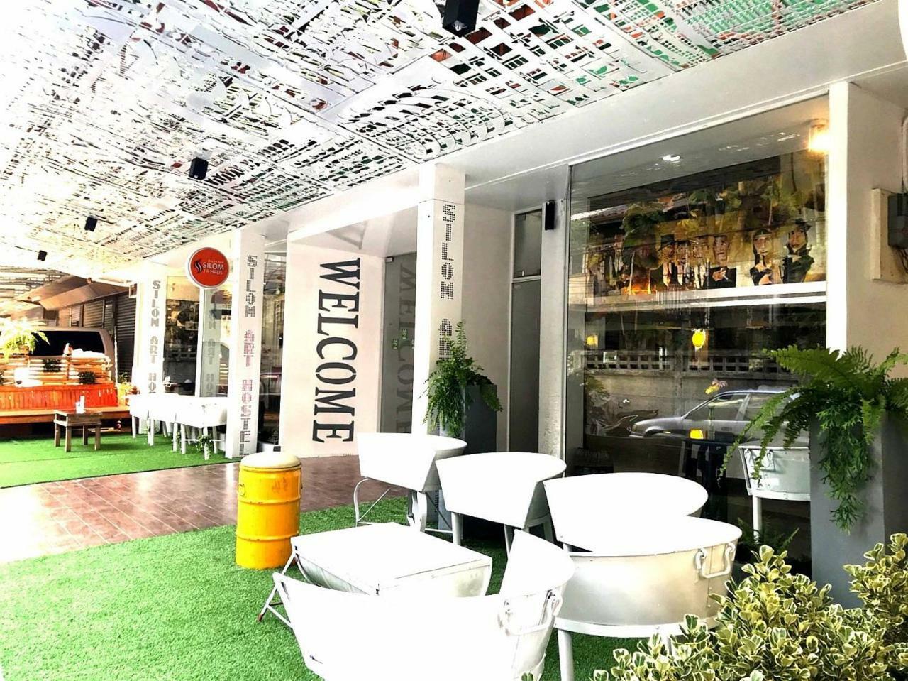 Silom Art Hostel Бангкок Екстер'єр фото