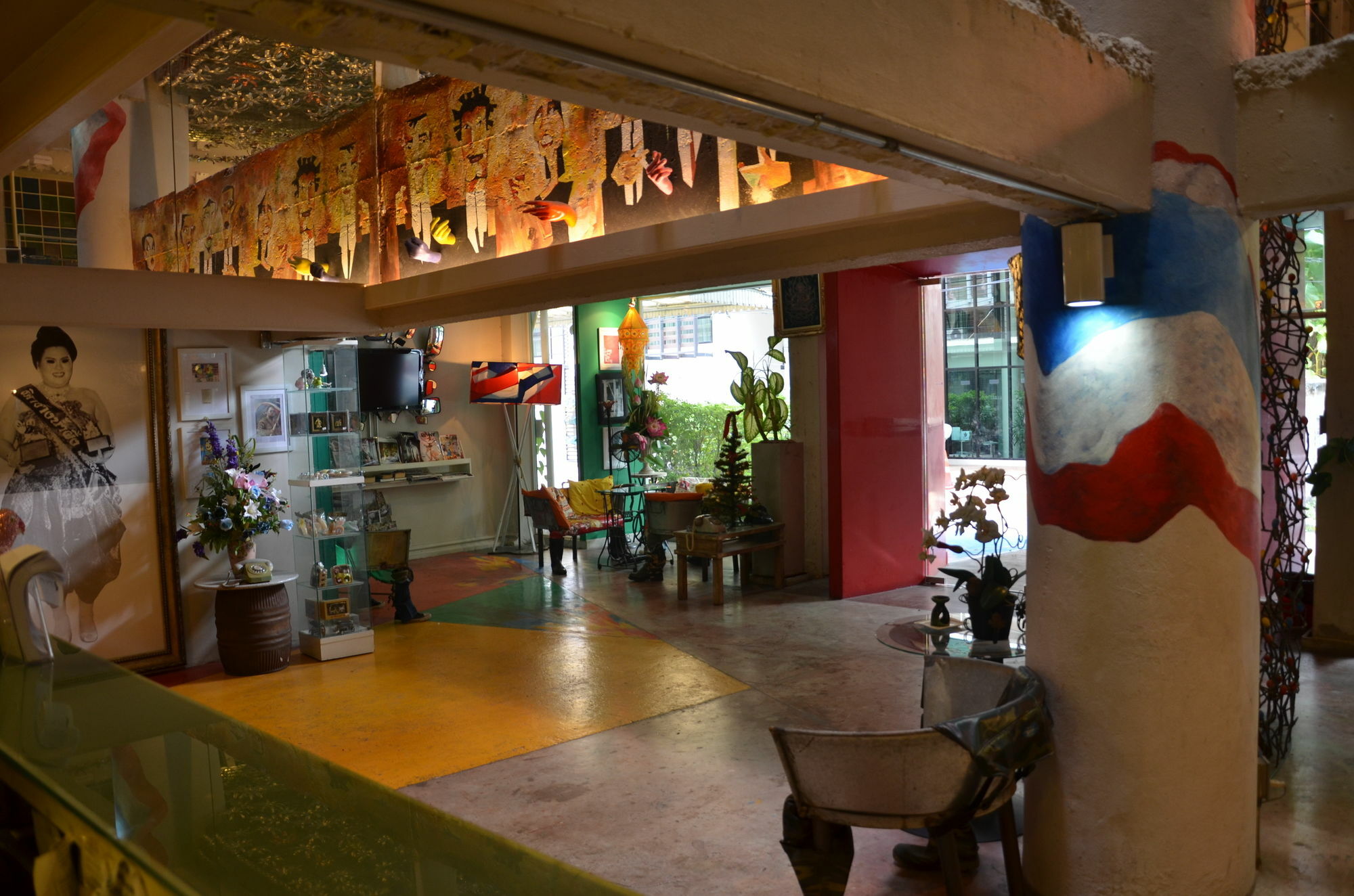 Silom Art Hostel Бангкок Екстер'єр фото