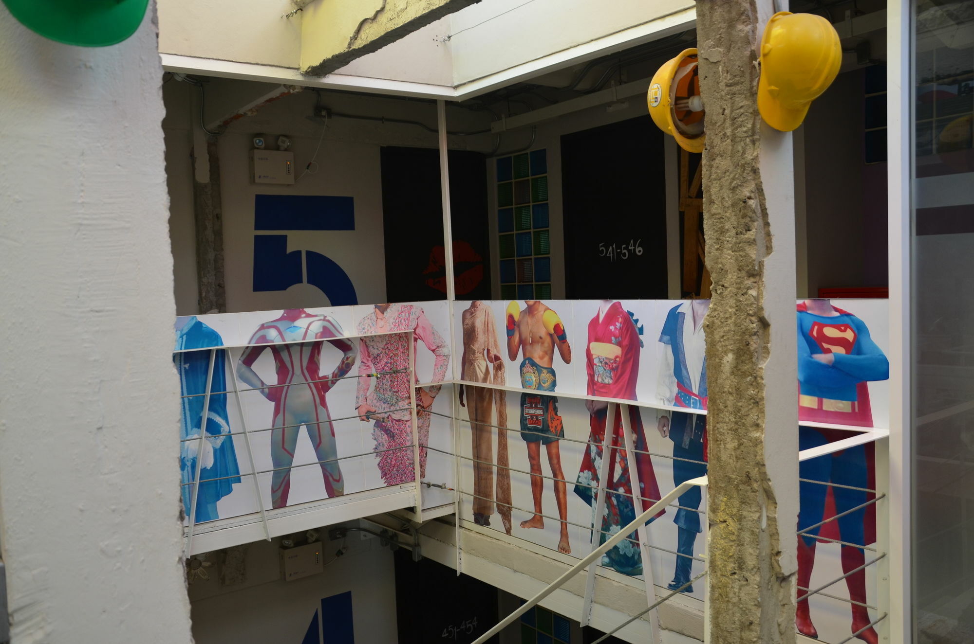 Silom Art Hostel Бангкок Екстер'єр фото