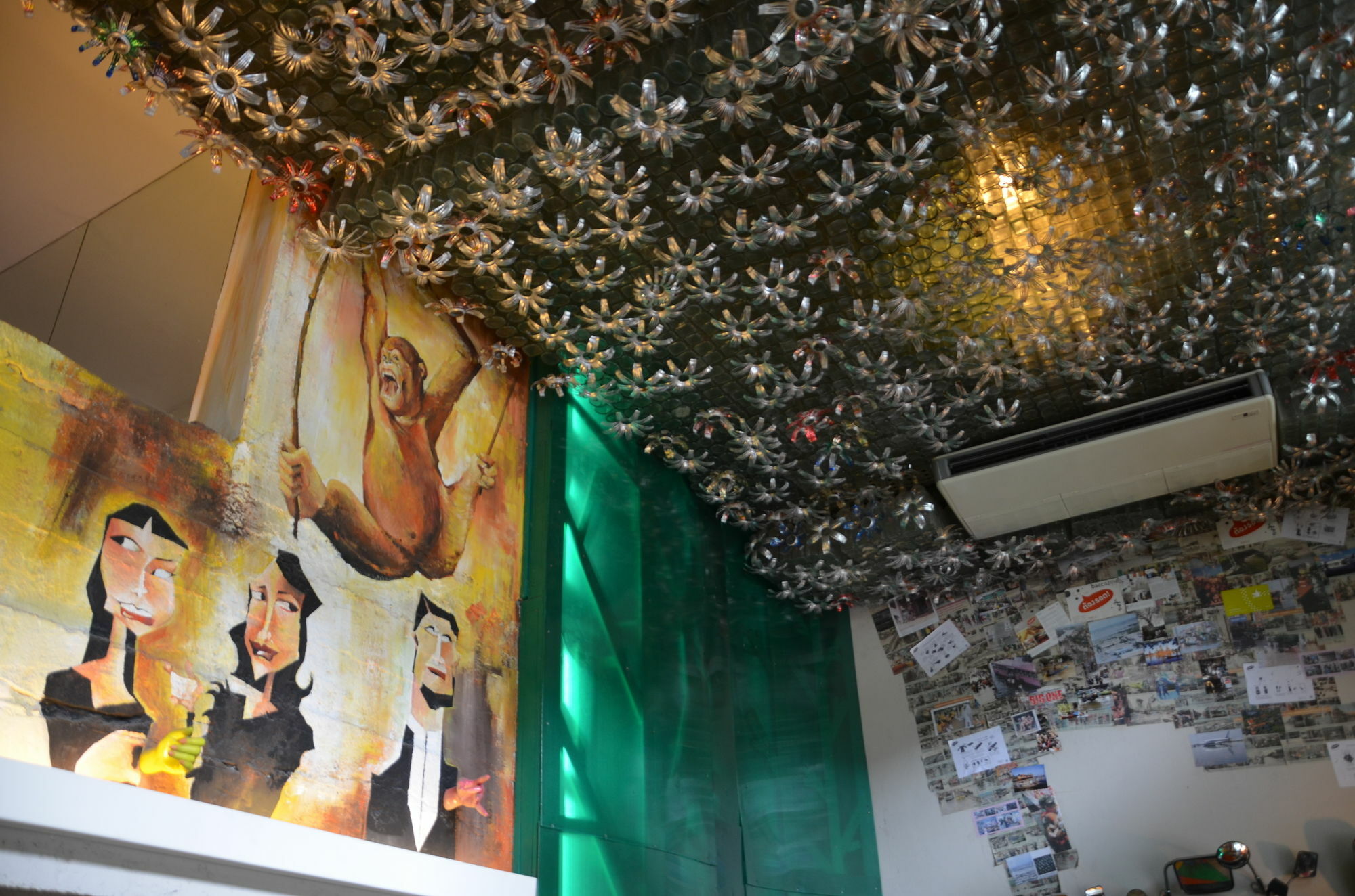 Silom Art Hostel Бангкок Екстер'єр фото