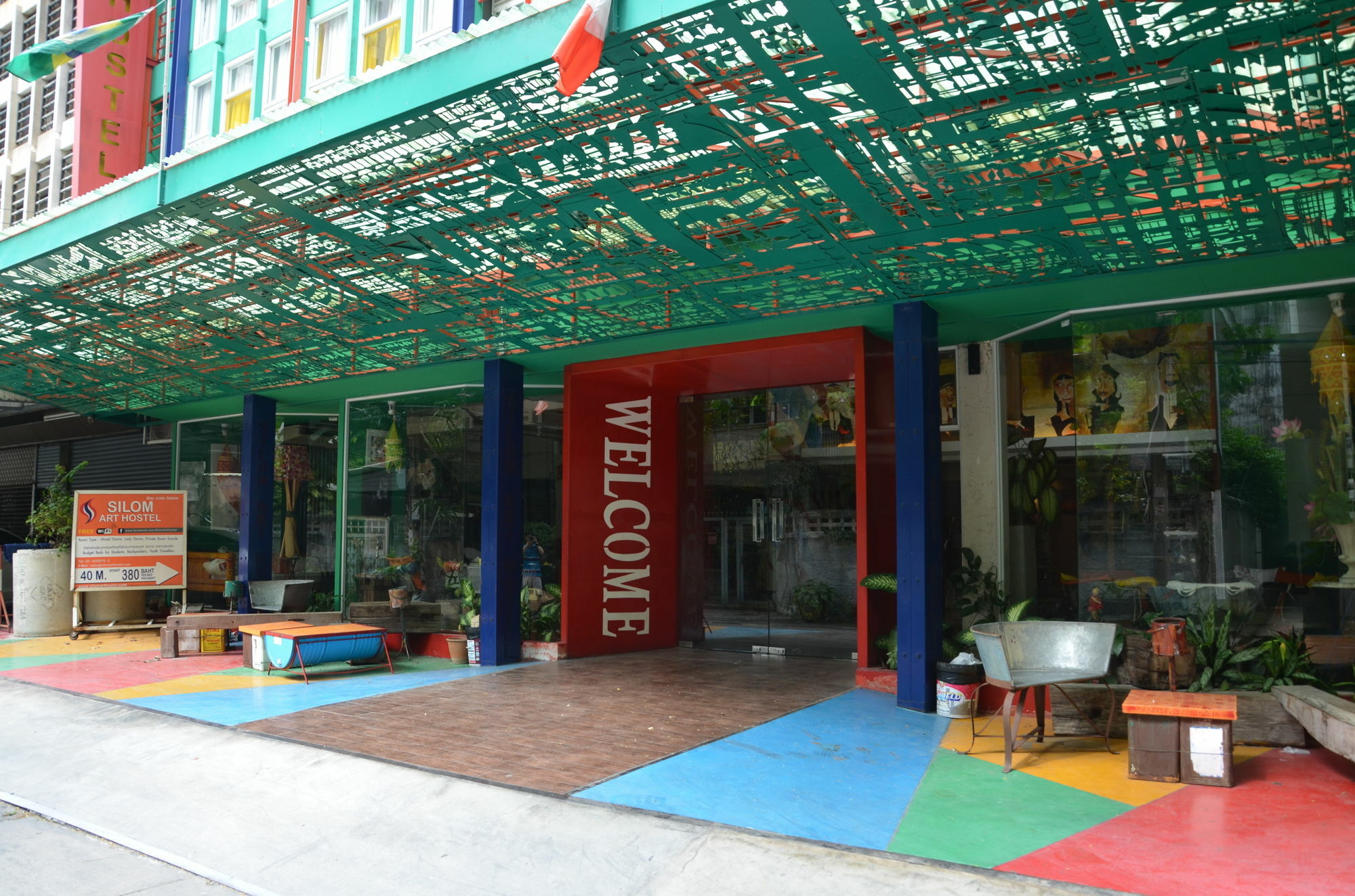Silom Art Hostel Бангкок Екстер'єр фото