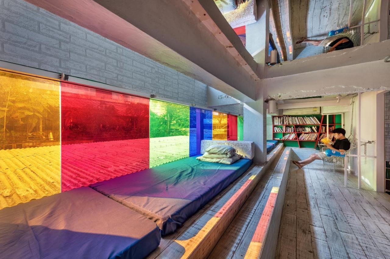 Silom Art Hostel Бангкок Екстер'єр фото